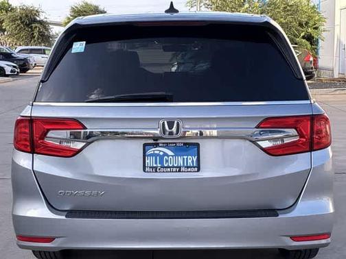 Lunar Silver Metallic 2019 Honda Odyssey EX-L w/Navigation/RES
