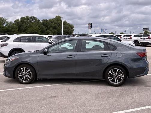 Gravity Gray 2023 Kia Forte LXS