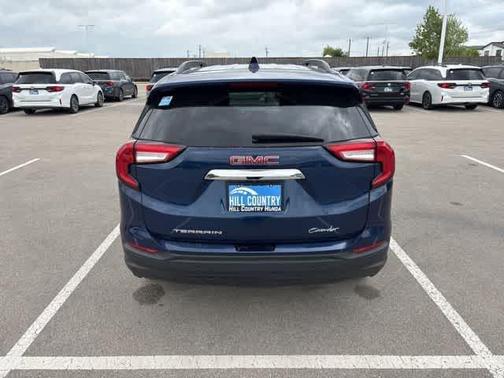 Marine Metallic 2022 GMC Terrain SLE