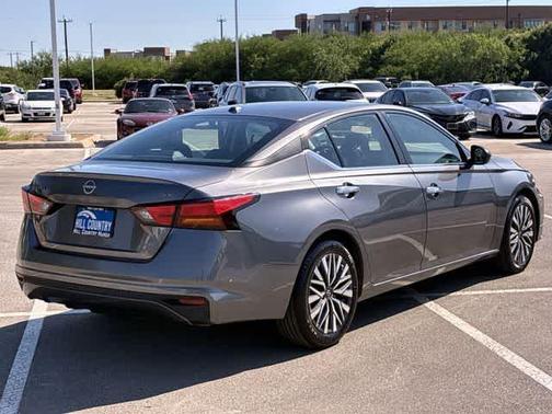 Gun Metallic 2024 Nissan Altima 2.5 SV