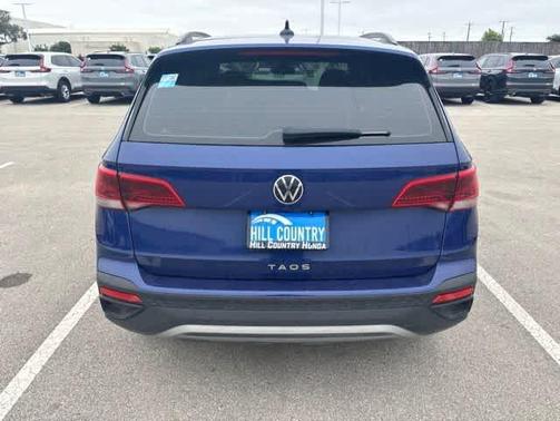 Blue Dusk 2023 Volkswagen Taos 1.5T S