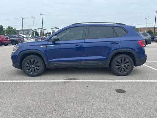 Blue Dusk 2023 Volkswagen Taos 1.5T S