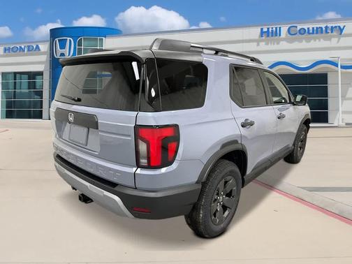 Sonic Gray Pearl 2026 Honda Passport RTL Towing