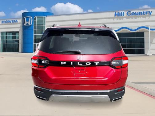 Radiant Red Metallic II 2026 Honda Pilot EX-L
