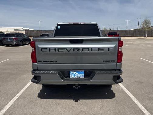 2025 Chevrolet Silverado 1500 Custom