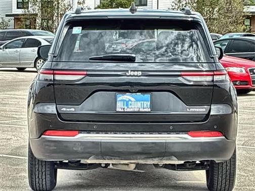 2023 Jeep Grand Cherokee Laredo