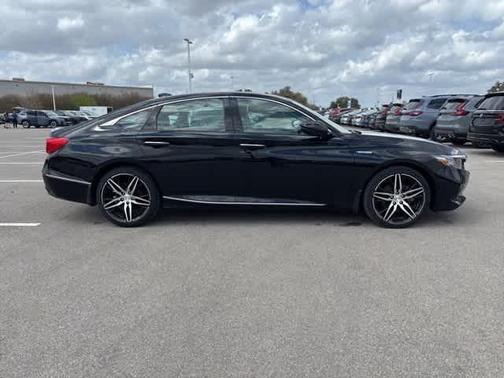 2022 Honda Accord Hybrid Touring