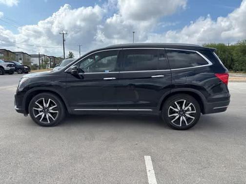 2019 Honda Pilot Touring 7-Passenger