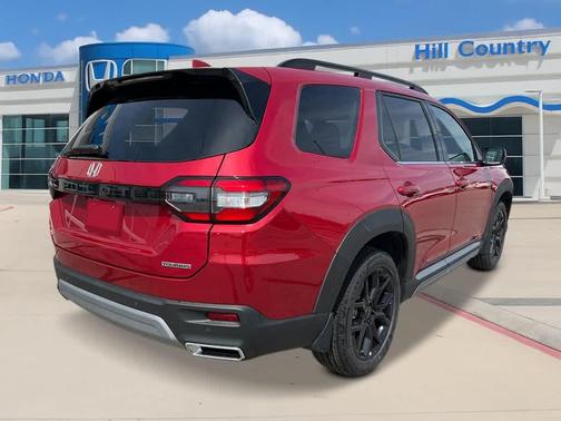 2025 Honda Pilot TOURING+