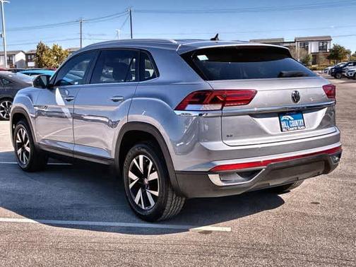 Pyrite Silver Metallic 2021 Volkswagen Atlas Cross Sport 2.0T SE