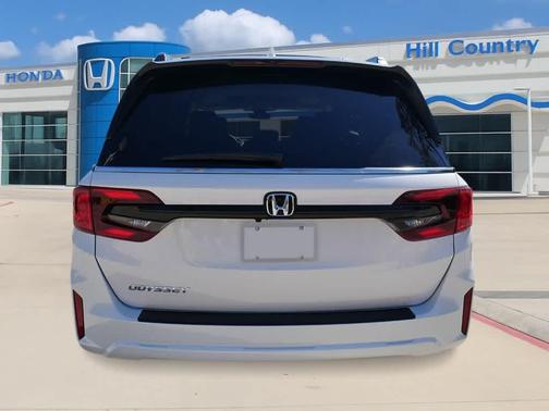 Platinum White Pearl 2026 Honda Odyssey EX-L