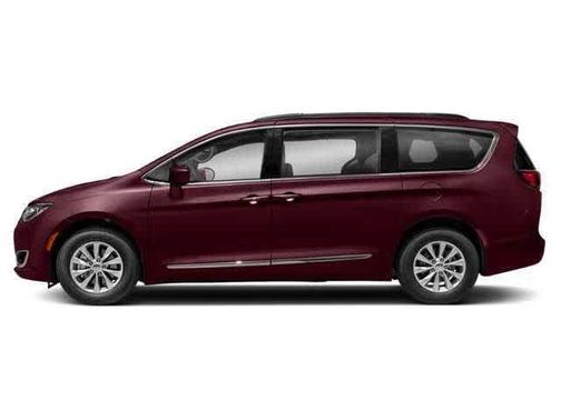 Velvet Red Pearlcoat 2018 Chrysler Pacifica Touring Plus