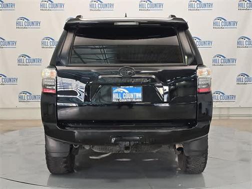 2022 Toyota 4Runner SR5
