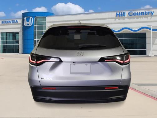 Solar Silver Metallic 2027 Honda HR-V LX
