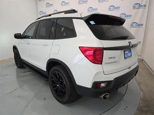 2023 Honda Passport Elite