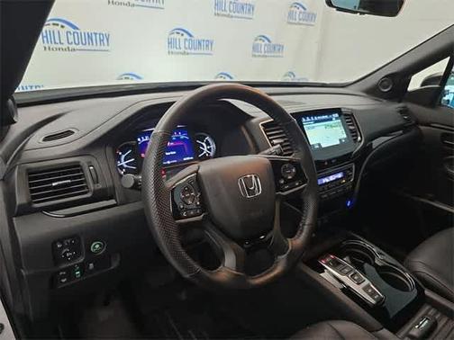 2023 Honda Passport Elite