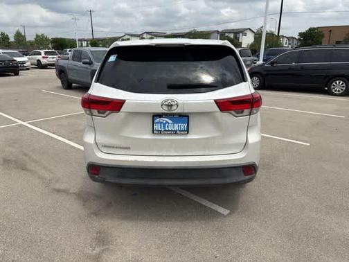 Blizzard Pearl 2018 Toyota Highlander LE