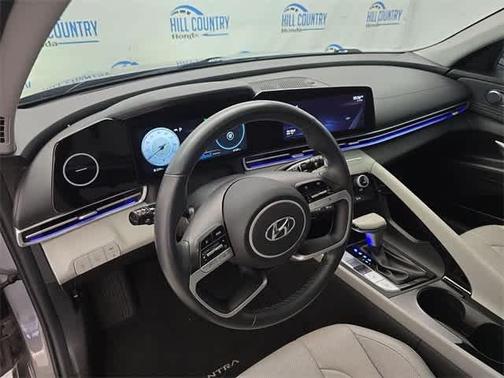 2022 Hyundai ELANTRA HEV Limited