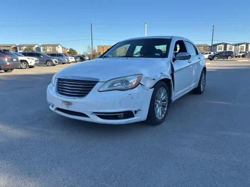 2011 Chrysler 200 Limited