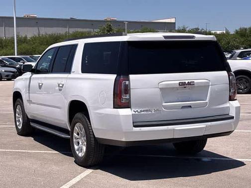 Summit White 2019 GMC Yukon XL SLT
