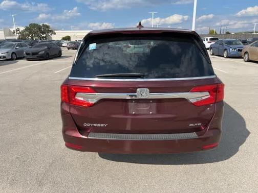 2018 Honda Odyssey Elite
