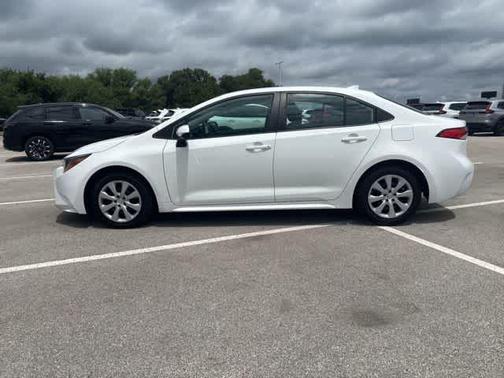 White 2022 Toyota Corolla LE