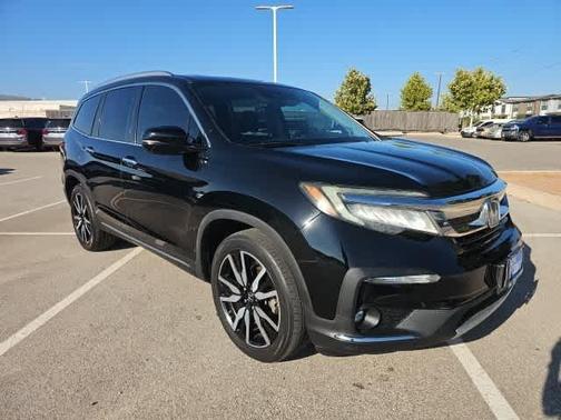 2019 Honda Pilot Touring 8-Passenger