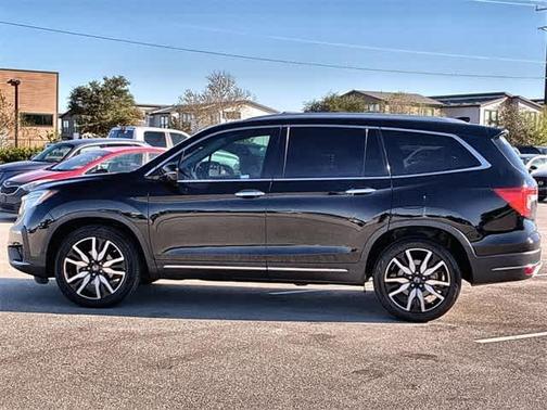 2019 Honda Pilot Touring 8-Passenger