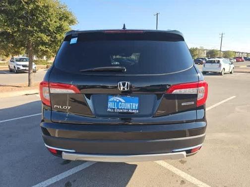 2019 Honda Pilot Touring 8-Passenger
