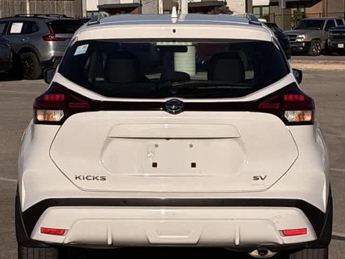 2021 Nissan Kicks SV