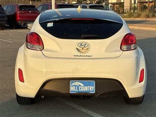 2016 Hyundai Veloster Base