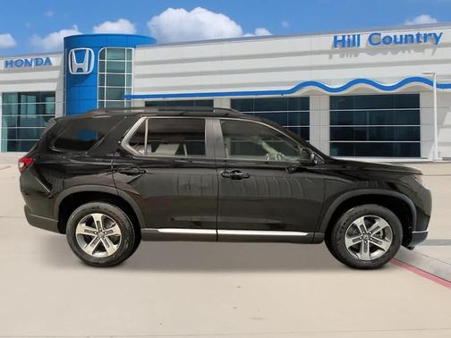 Crystal Black Pearl 2026 Honda Pilot EX-L