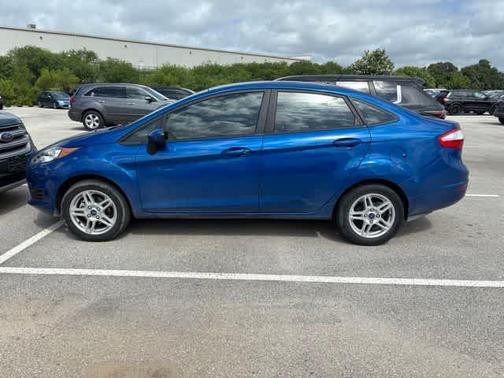 Lightning Blue Metallic 2019 Ford Fiesta SE