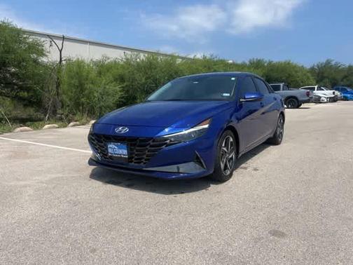 2022 Hyundai ELANTRA Limited