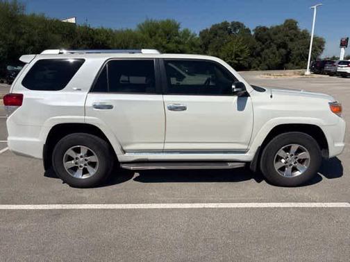 Blizzard Pearl Metallic 2013 Toyota 4Runner SR5