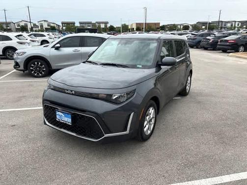 Gravity Gray 2024 Kia Soul LX