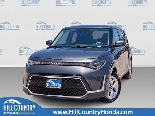 Gravity Gray 2024 Kia Soul LX
