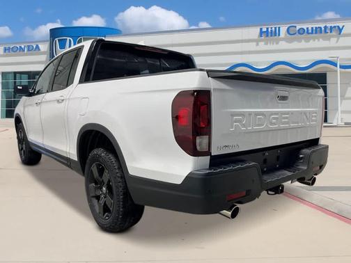 Platinum White Pearl 2026 Honda Ridgeline Black Edition