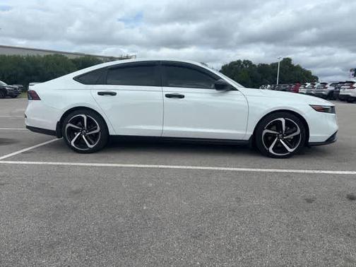 Platinum White Pearl 2024 Honda Accord Hybrid Sport
