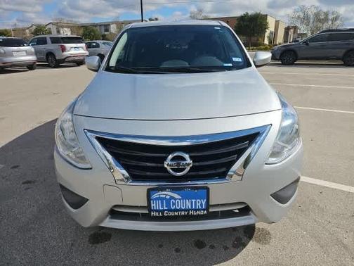 2019 Nissan Versa 1.6 S+