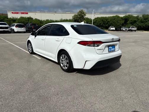 Ice 2024 Toyota Corolla LE