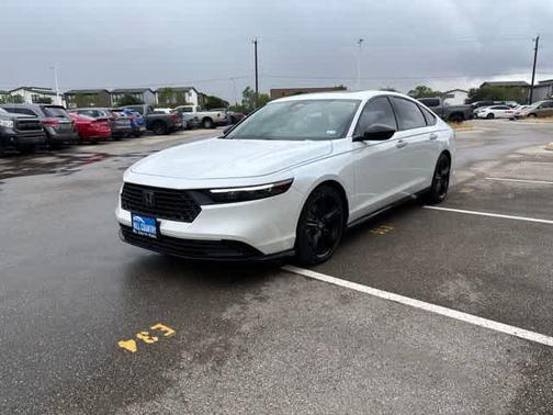 Platinum White Pearl 2023 Honda Accord Hybrid Sport-L
