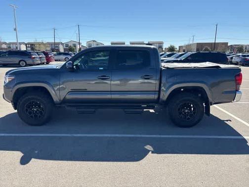 2022 Toyota Tacoma SR5