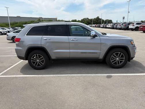 Billet Silver Metallic Clearcoat 2018 Jeep Grand Cherokee Limited