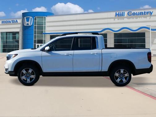 Platinum White Pearl 2026 Honda Ridgeline RTL