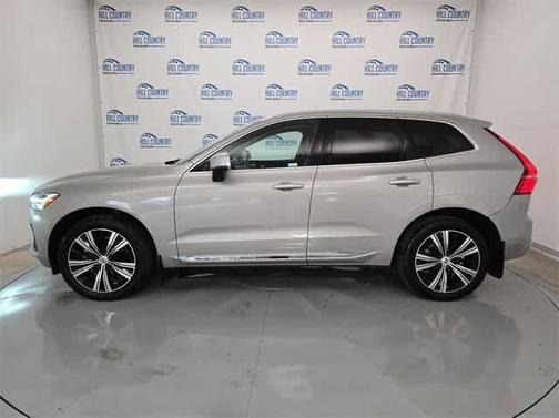 2022 Volvo XC60 B5 Inscription