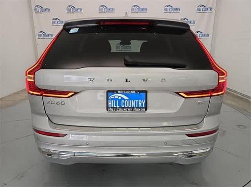 2022 Volvo XC60 B5 Inscription