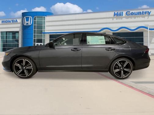 Meteorite Gray Metallic 2026 Honda Accord SE