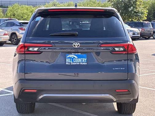 Storm 2024 Toyota Grand Highlander LIMITED