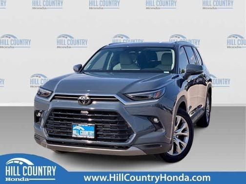 Storm 2024 Toyota Grand Highlander LIMITED
